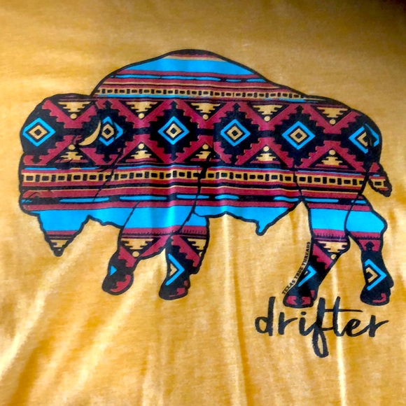 Aztec Buffalo “drifter”Tee - Picture 2 of 4